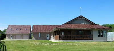 4898 WALKERS Drive, Adelaide Metcalfe, ON N0L 1M0