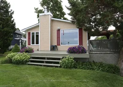 71733 OLD CEDARBANK Lane, Bluewater, ON N0M 1T0