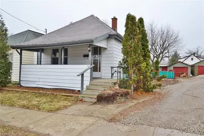 137 DELAWARE Street, London East, ON N5Z 2N6