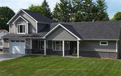 59 GREEN ACRES Crescent, Lambton Shores, ON N0M 1T0
