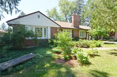 333 BOLER Road, London South, ON N6K 2K4