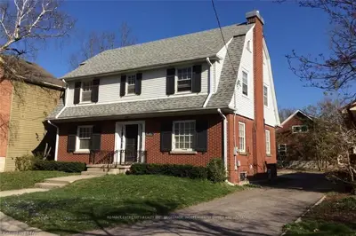 221 BROUGHDALE Avenue, London East, ON N6A 2K8