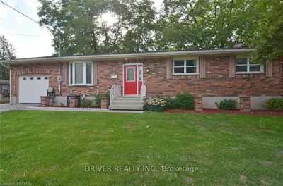 10 William Street, Aylmer, On N5h 1x9