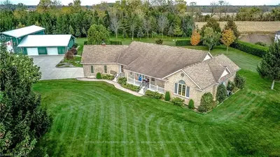 22164 Dundonald Road, Southwest Middlesex, ON N0L 1M0