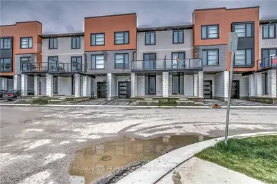 929 SARNIA Road, London North, ON N6H 0J7
