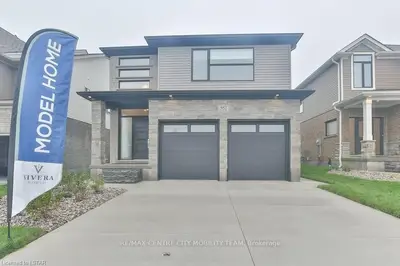 2092 Coronation Drive, London North, On N6g 0a7