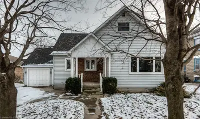 182 Hope Street E, East Zorra-tavistock, On N0b 2r0