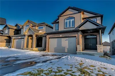 2093 GOUGH Avenue, London North, ON N5X 0H3
