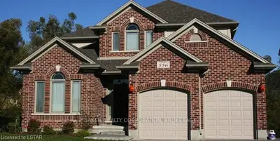 2582 BOND Street, Strathroy-Caradoc, ON N0L 1W0