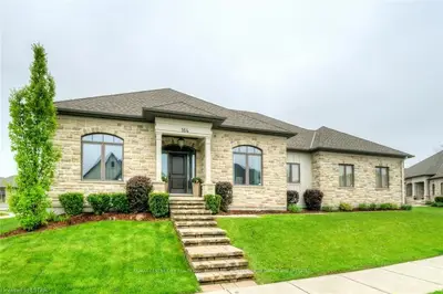 164 WOODHOLME Close, London North, ON N6G 0H4
