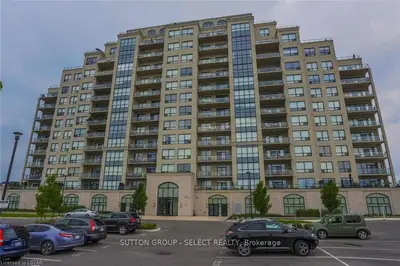 260 Villagewalk Boulevard 609, London North, ON N5X 0A6