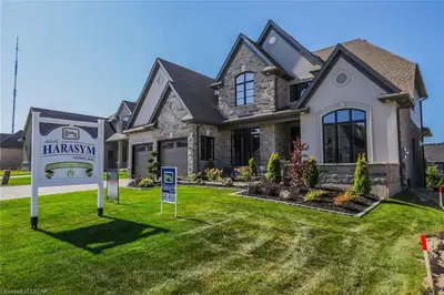 1835 UPPER WEST Avenue, London South, ON N6K 0H9