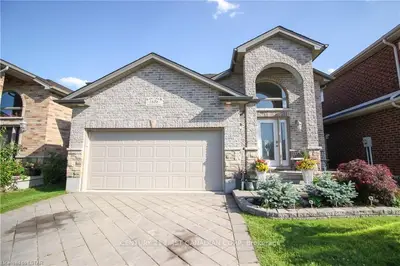 1686 SEYMOUR Crescent, London North, ON N5V 3P8