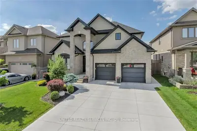 6570 UPPER CANADA, London South, ON N6P 0B9