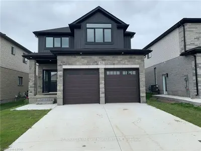 966 Lennon Way, London North, On N6g 0a7