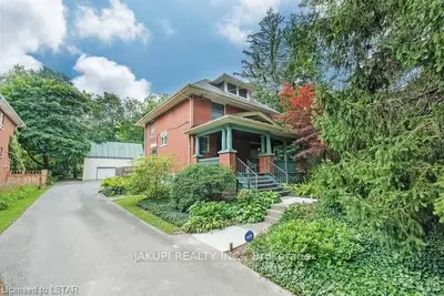 219 BASE LINE Road, London South, ON N6C 2N6