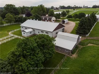 333961 Plank Line, South-west Oxford, On N5c 3j8