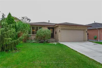 108 GOLFVIEW Crescent, London South, ON N6C 5N5