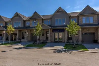 782 CEDARPARK Way, London North, ON N5X 0K3