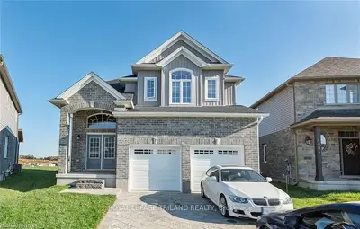 1338 RED PINE, London North, ON N6G 0W1