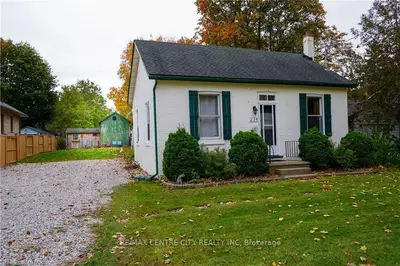 174 CAMPBELL Street, Strathroy-Caradoc, ON N7G 1J3
