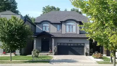 2078 NORTH ROUTLEDGE Park, London North, ON N6G 0B7
