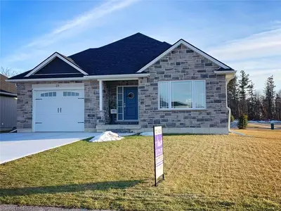 28 Anne Street W, Aylmer, On N5h 0a8