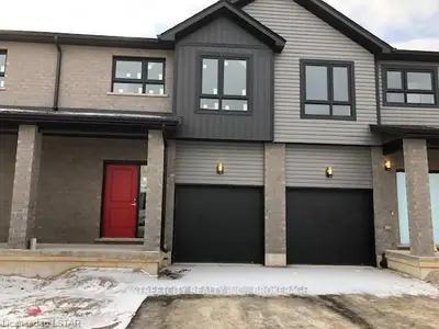 819 KLEINBURG Drive 12, London North, ON N5X 0N6