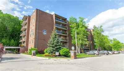 825 9TH Street W 609, Owen Sound, ON N4K 6A9