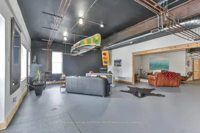 303 Wellington Road, London South, ON N6C 4P1
