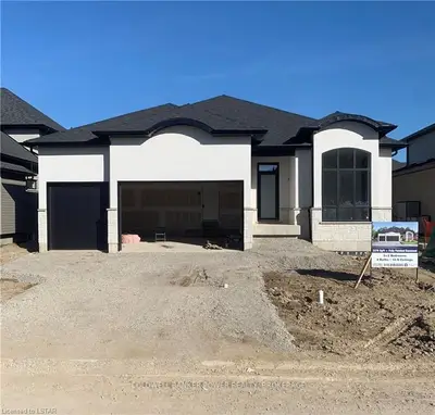 6410 CROWN GRANT Road, London South, ON N6P 0G4