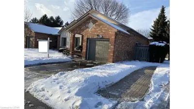 1478 Adelaide Street N 42, London North, On N5x 3y1