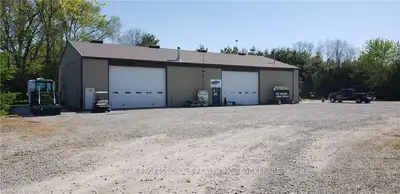 9450 Longwoods Road, Chatham-Kent, ON N7M 5J1