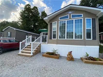 9338 W IPPERWASH Road, Lambton Shores, ON N0N 1J2