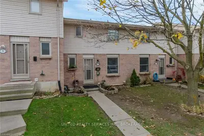 1855 Aldersbrook Road 4, London North, On N6g 4r6