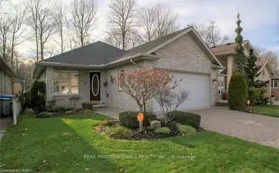 104 RIDGE Street, Strathroy-Caradoc, ON N7G 4K1