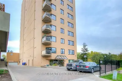 19 King Street 903, London East, On N6a 5n8
