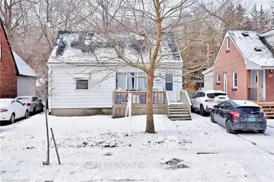 196 RATHOWEN Street, London North, ON N6H 2G1