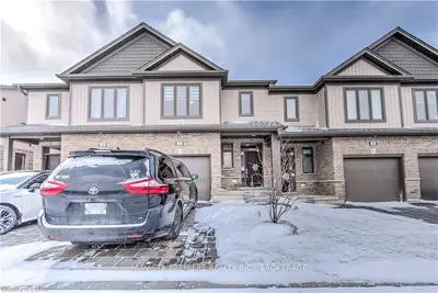 745 CHELTON Road 16, London South, ON N6M 0J1
