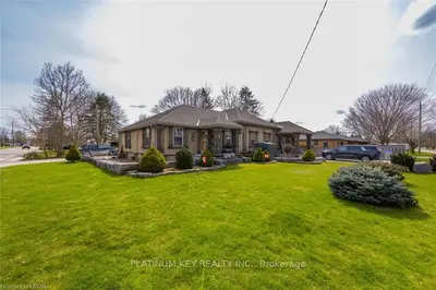 350 SAULSBURY Street, Strathroy-Caradoc, ON N7G 2B4