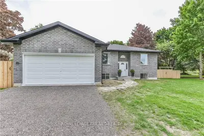40 MIDDLEMISS Avenue, Southwest Middlesex, ON N0L 1T0