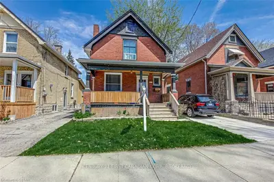 442 Woodman Avenue, London East, ON N5W 3Z9