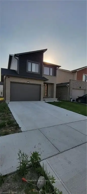 412 EDGEVALLEY Road, London East, ON N5V 0C2