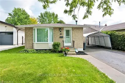 15 BEECHBANK Crescent, London South, ON N6E 2N9