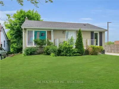 650 BASE LINE Road E, London South, ON N6C 2R4