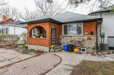406 GREY Street B, London East, ON N6B 1H3