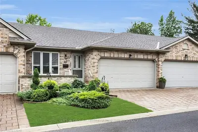 1241 BEAVERBROOK Avenue 30, London North, ON N6H 5P1