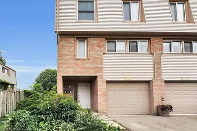 1228 LIMBERLOST Road, London North, ON N6G 3A5