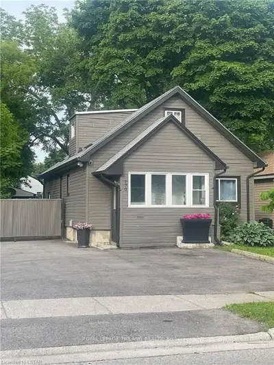 770 GLASGOW Street, London East, ON N5Y 1V9