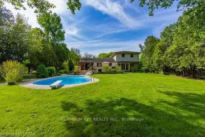 21518 Adelaide Road, Strathroy-caradoc, On N0l 1e0